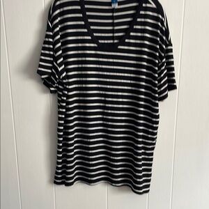 Old Navy Black and White Striped Tee